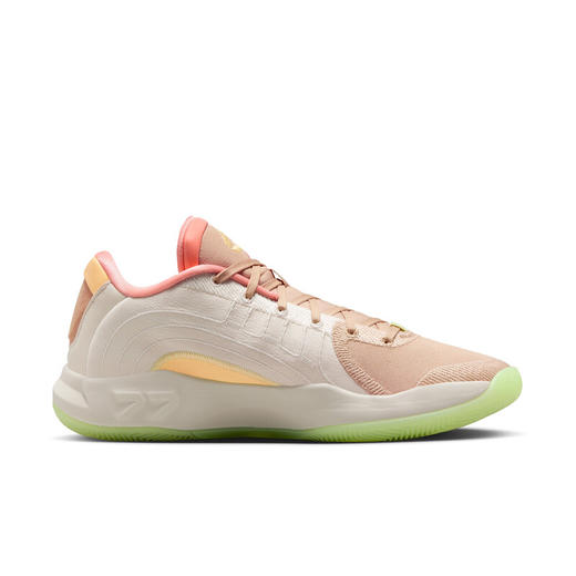 NIKE耐克 男篮球鞋 IO0198-100 商品图3