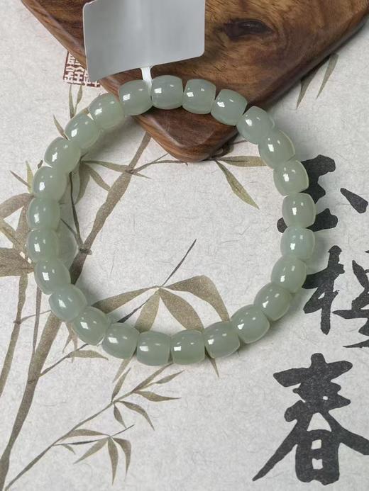 【快抱】【于田产和田玉于田料青白玉7*8直切手串】出证书，发货1~5天，48小时鉴赏期 商品图1