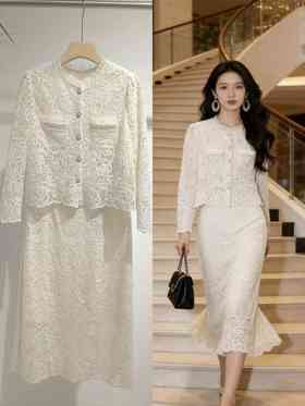 647280春上新 时尚气质款两件套轻淑款套裙