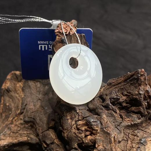 【快抱】【于田产和田玉于田料羊脂白玉公主环】出证书，发货1~5天，48小时鉴赏期 商品图1