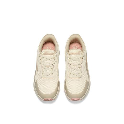 Skechers斯凯奇 女基础跑步鞋 128650-NAT 商品图2