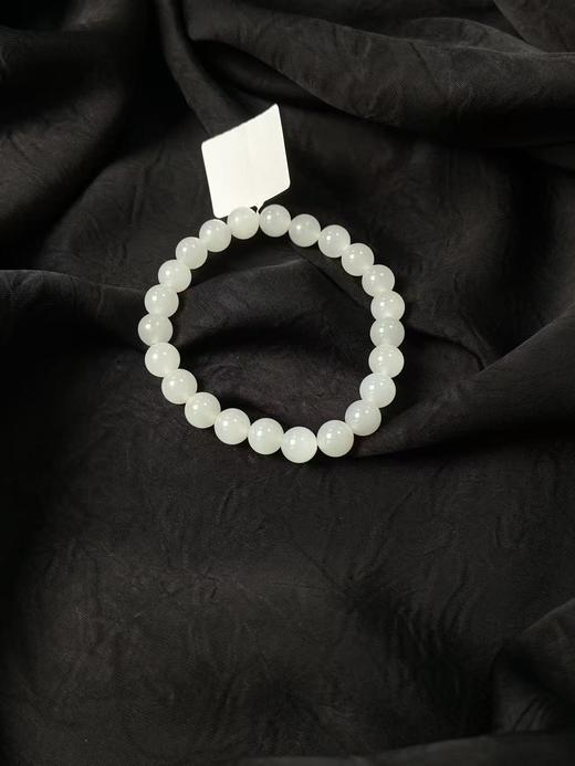 【快抱】【于田产和田玉于田料白玉8mm手串】出证书，发货1~5天，48小时鉴赏期 商品图3