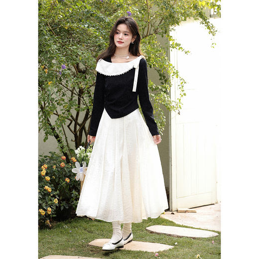 鹿向南「风传花信」法式黑杏色不规则T恤显瘦长袖女2026春季新款 商品图1