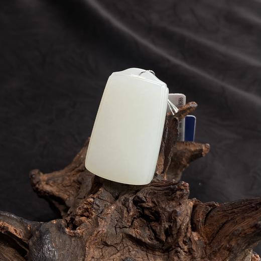 【快抱】于田产和田玉于田料羊脂白玉无事牌】出证书，发货1~5天，48小时鉴赏期 商品图2