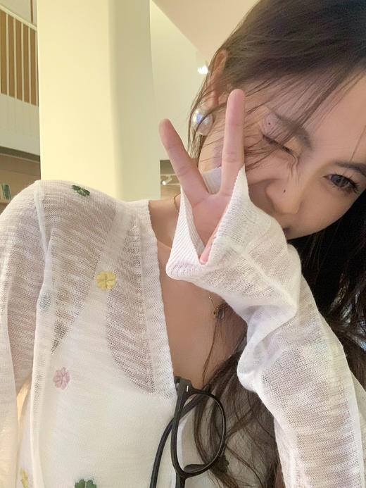 <曾小咸推荐>3.28现货秒杀 ！微信超特价！韩系彩色绣花开衫 日常129.99 立减60 秒杀69.99！！ 商品图11