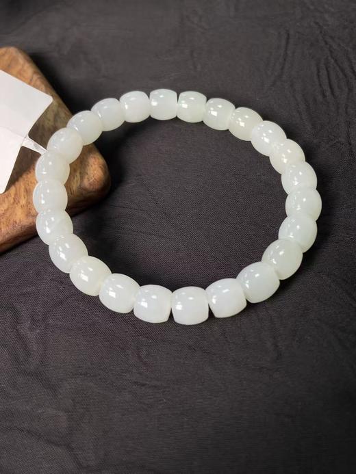 【快抱】【于田产和田玉白玉卡7*8直切手串】出证书，发货1~5天，48小时鉴赏期 商品图2