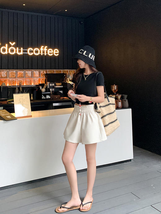 <曾小咸推荐>3.29现货秒杀 ！微信超特价！4色阔腿裤A字短裤 日常129.99 立减70 秒杀59.99！！ 商品图7