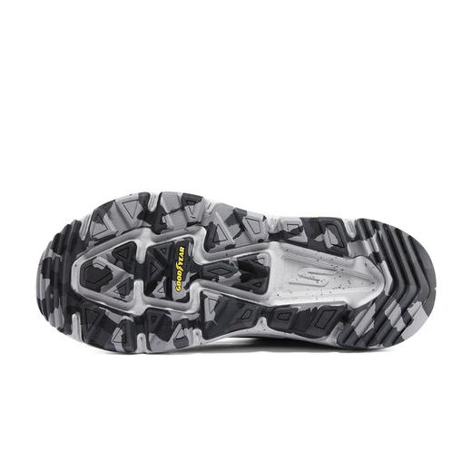 Skechers斯凯奇 男专业跑步鞋 220592C-LTGY 商品图3