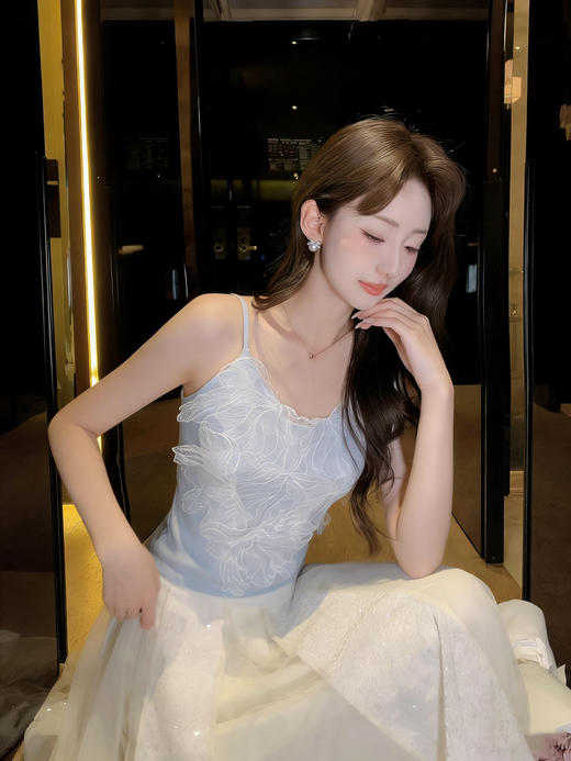 张心子【万人迷】春夏百搭神器蕾丝拼接吊带背心上衣 U2603017 商品图9