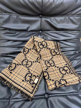 GUCCI 双G 黑金 蓝色 羊毛 围巾