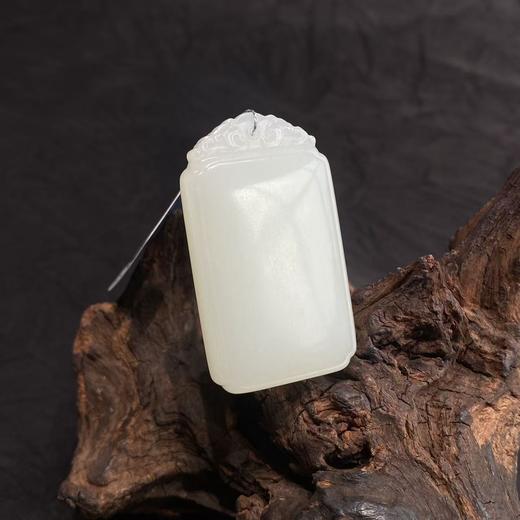 【快抱】【于田产和田玉于田料羊脂白无事牌F52837 】出证书，发货1~5天，48小时鉴赏期 商品图1