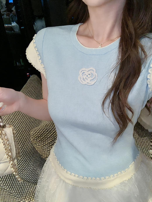 张心子【山茶栀意】圆领气质山茶花撞色花边上衣 U2603006 商品图6