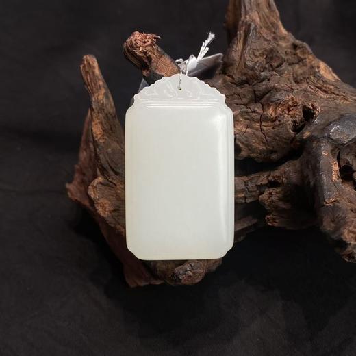 【快抱】【于田产和田玉于田料羊脂白无事牌F38464】出证书，发货1~5天，48小时鉴赏期 商品图1