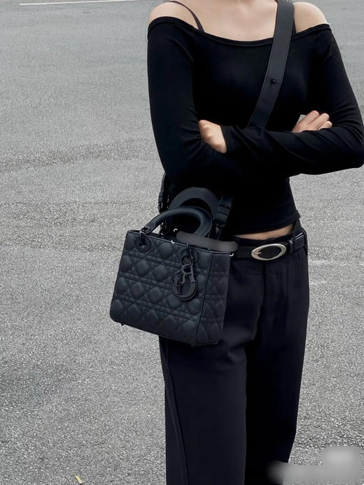 Dior 戴妃 四格 磨砂黑 牛皮 斜挎包 商品图4