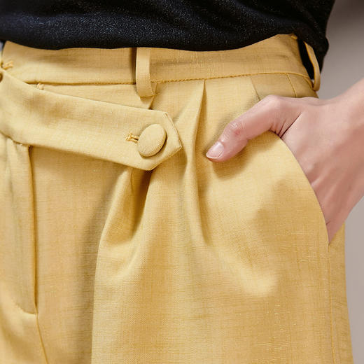 夏季时尚腰带门禁设计新款高腰显瘦长腿短款式休闲裤8T21BH1136 商品图4