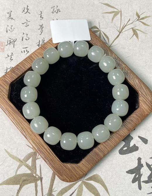 【快抱】【于田产和田玉于田料青白玉12mm苹果珠手串】出证书，发货1~5天，48小时鉴赏期 商品图3