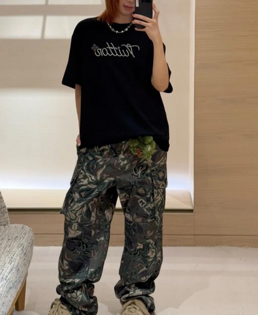 中性款字母短袖T恤he 商品图4