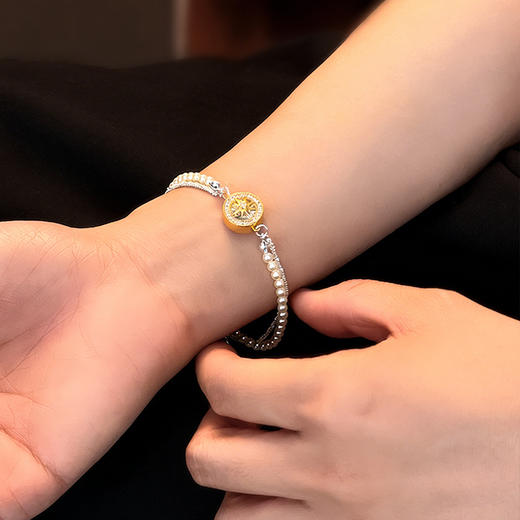 【法式八芒星珍珠项链&手链】甄选高品质施家珍珠，优雅不挑人提升气场，单戴叠戴都美到窒息，承包你的优雅与闪耀！（72小时发货） 商品图1