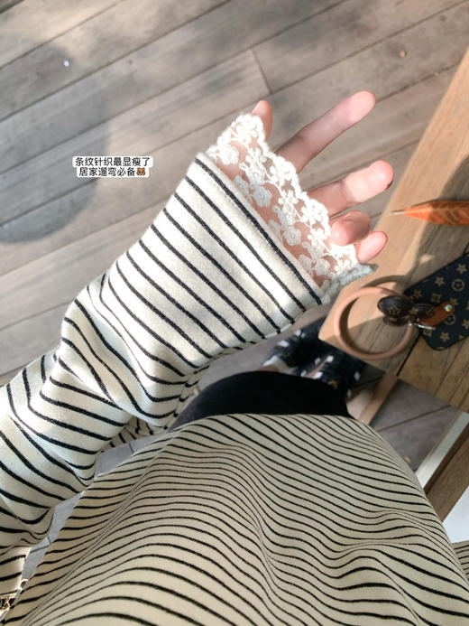 <曾小咸推荐>3.30现货秒杀 ！微信超特价！长袖蕾丝拼接条纹针织衫 日常159.99 立减80 秒杀79.99！！ 商品图6