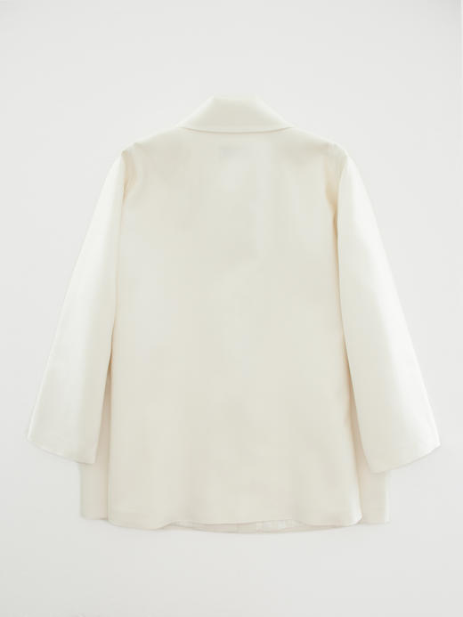 Kaiy Xiao 羊脂玉灵娃娃领真丝廓形外套 商品图7