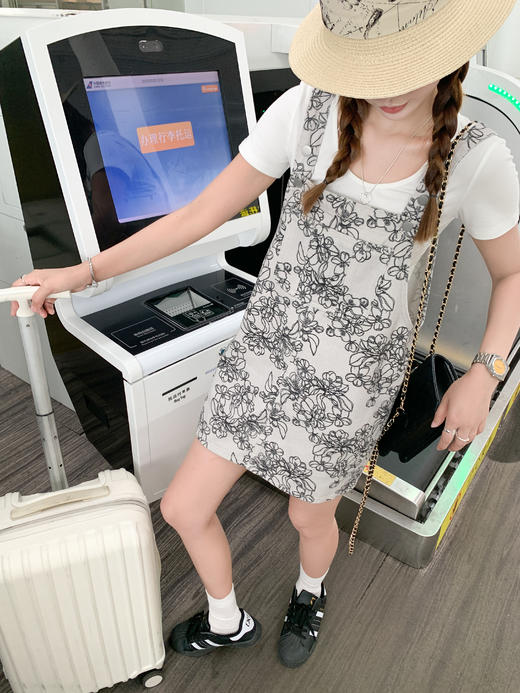 <曾小咸推荐>3.29现货秒杀 ！微信超特价！复古渡鸦印花背带短裙 日常199.99 立减100 秒杀99.99！！ 商品图5