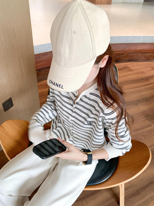 <曾小咸推荐>3.30现货秒杀 ！微信超特价！黑白条纹针织开衫 日常169.99 立减90 秒杀79.99！！ 商品图8