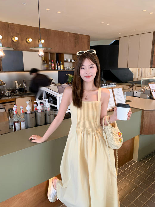 <曾小咸推荐>3.28现货秒杀 ！微信超特价！梨子冰沙色吊带连衣裙 日常189.99 立减100 秒杀89.99！！ 商品图12