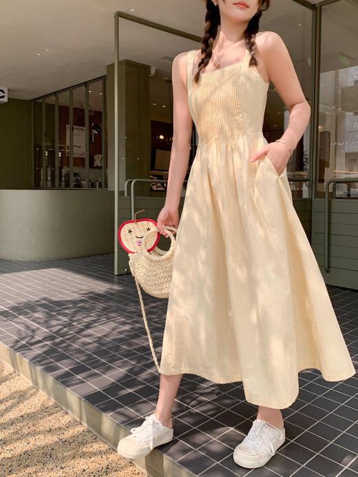 <曾小咸推荐>3.28现货秒杀 ！微信超特价！梨子冰沙色吊带连衣裙 日常189.99 立减100 秒杀89.99！！ 商品图8