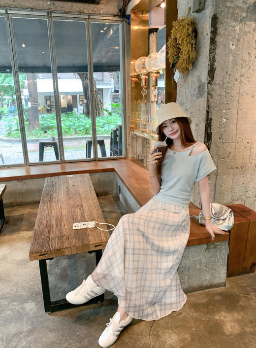 <曾小咸推荐>3.30现货秒杀 ！微信超特价！2色斜领露肩短袖T恤 日常109.99 立减50 秒杀59.99！！不规则半身裙  秒杀89.99！ 商品图12