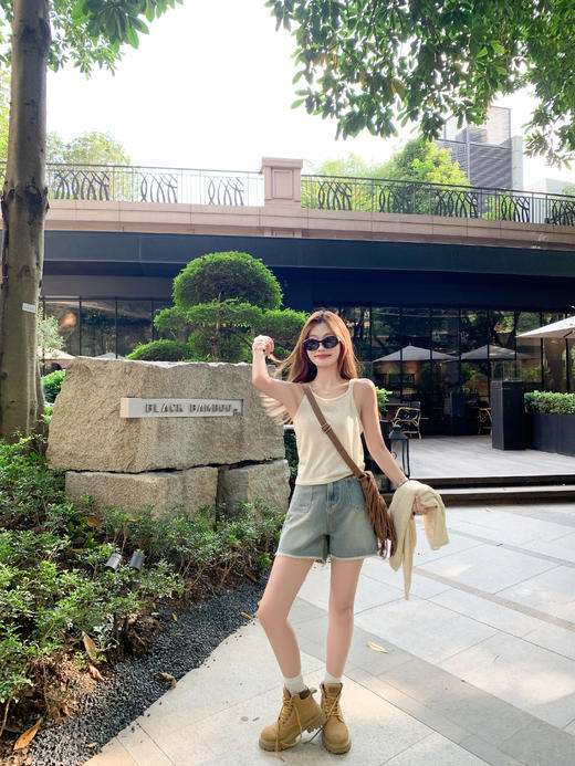 <曾小咸推荐>3.30现货秒杀 ！微信超特价！2色镂空针织衫+吊带背心套装 日常169.99 立减90 秒杀79.99！！ 商品图10