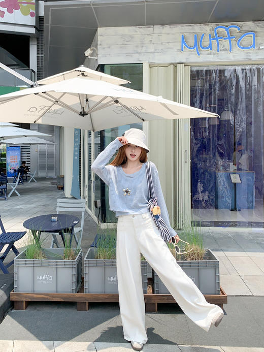 <曾小咸推荐>3.30现货秒杀 ！微信超特价！2色镂空针织衫+吊带背心套装 日常169.99 立减90 秒杀79.99！！ 商品图7