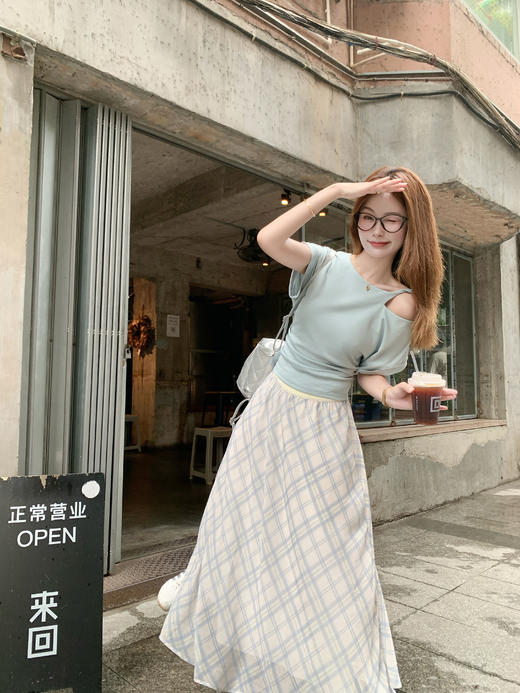 <曾小咸推荐>3.30现货秒杀 ！微信超特价！2色斜领露肩短袖T恤 日常109.99 立减50 秒杀59.99！！不规则半身裙  秒杀89.99！ 商品图14