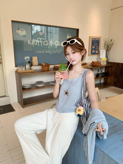 <曾小咸推荐>3.30现货秒杀 ！微信超特价！2色镂空针织衫+吊带背心套装 日常169.99 立减90 秒杀79.99！！ 商品图9