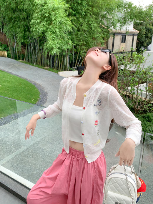 <曾小咸推荐>3.29现货秒杀 ！微信超特价！韩系彩色绣花防晒针织开衫 日常149.99 立减70 秒杀79.99！！ 商品图9