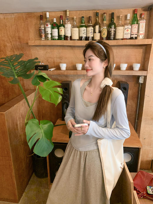 <曾小咸推荐>4.4现货秒杀 ！微信超特价！灰色半裙 日常149.99 立减70 秒杀79.99！！ 罩衫背心套装 秒杀49.99！！ 商品图9