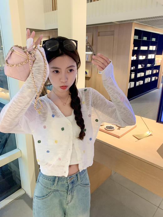 <曾小咸推荐>3.28现货秒杀 ！微信超特价！韩系彩色绣花开衫 日常129.99 立减60 秒杀69.99！！ 商品图5