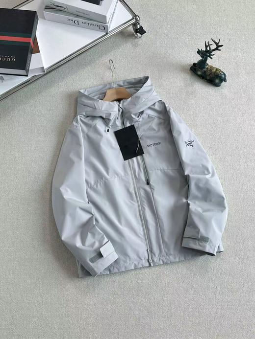 F032778软壳两色防水防风透气连帽休闲夹克外套冲锋衣 商品图6