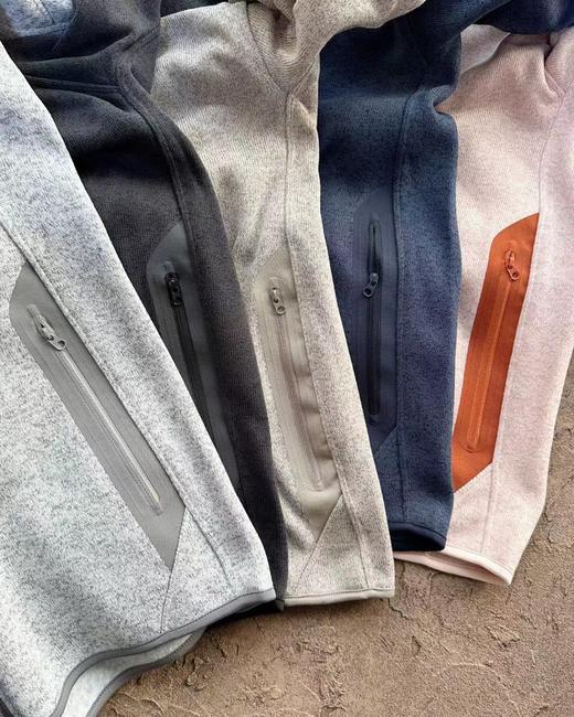 F0327119高性能针织立体硅胶带拉链袖袋立领抓绒夹克外套 商品图2