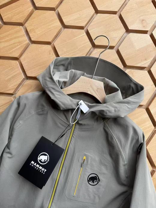 F032703早春新款男女同款纯棉双纱水洗面料绣花标识短袖T恤 商品图8