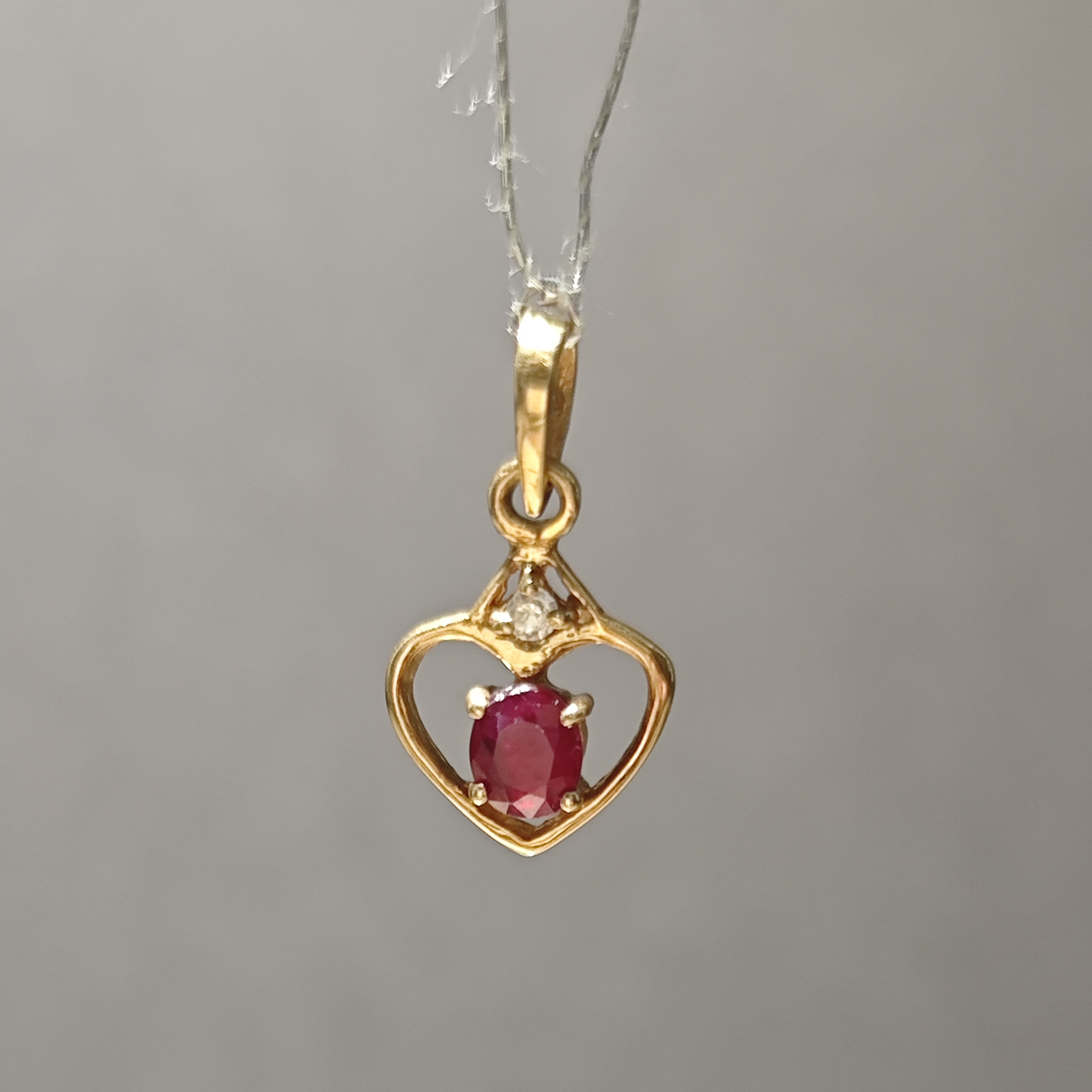 18K黄金镶红宝石项链坠