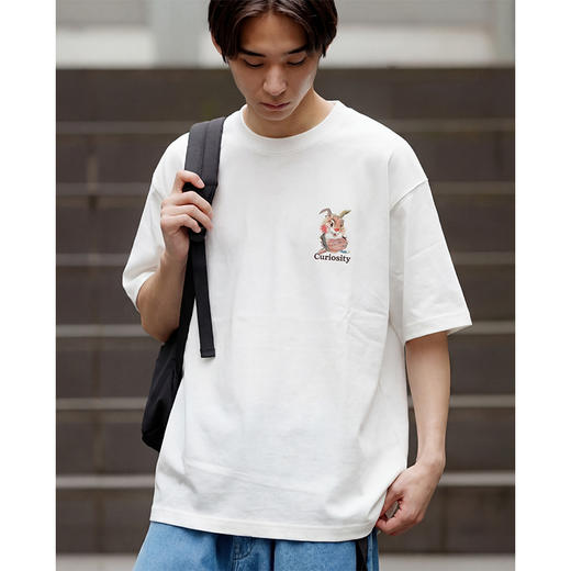 DRONKOO 2026 圆领左胸后幅彩色大兔子微阔短袖T恤 商品图2