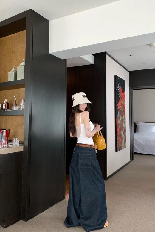 <曾小咸推荐> 3.29后背蕾丝镂空吊带背心 日常89！！ 活动价49！！【预售款，预计3-15天发货】 商品图13