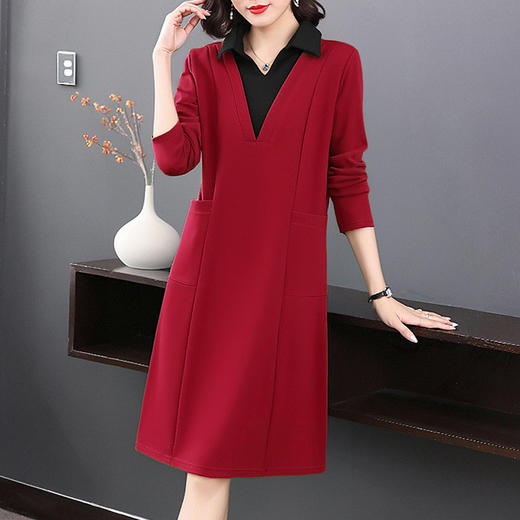 圣诞长袖红色连衣裙女秋冬2026新款大码女装高级感polo衫翻领裙子 商品图2