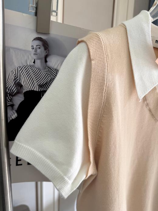 点此购买 缪缪夏季翻领polo假两件针织衫短袖T恤 mp 343619 商品图12