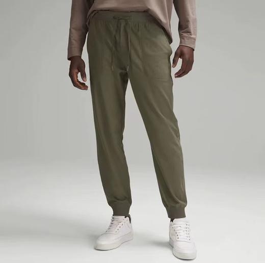 公司订单，随便对比专柜！ 公司订单，独家渠道货，数量不多，lulu 春款 ABC男士运动裤 商品图1