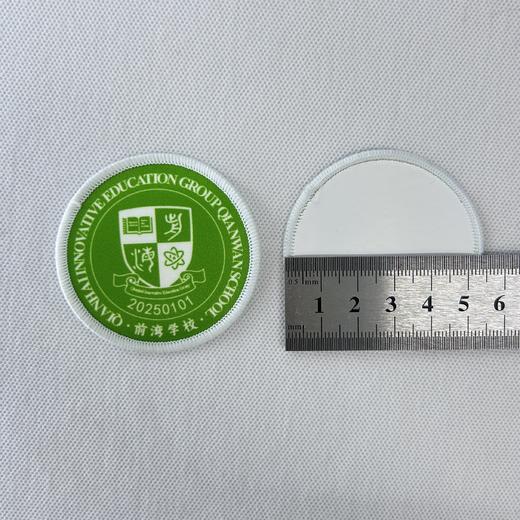 定制深圳市南山区前湾学校包边校徽学生用品校徽胸章可缝烫包邮 商品图2