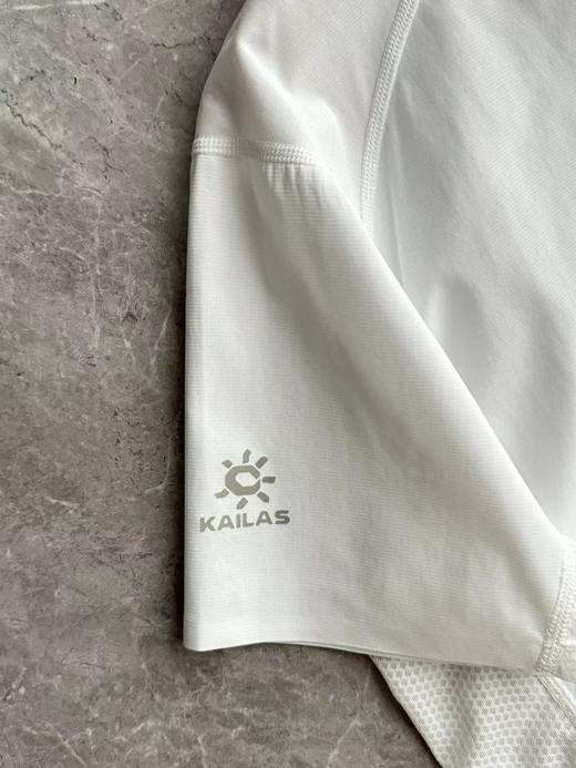 F0327102轻量化设计男款功能运动版型剪裁短袖T恤 商品图8