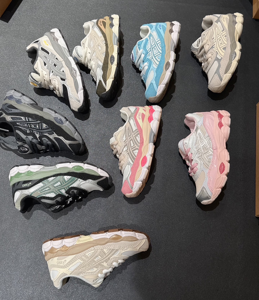 亚瑟士“千禧年机能风”儿童运动鞋032704