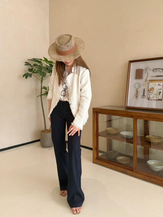 2603413    “女王裤”日本🇯🇵面料 超柔软 棉感 微喇裤 商品图3