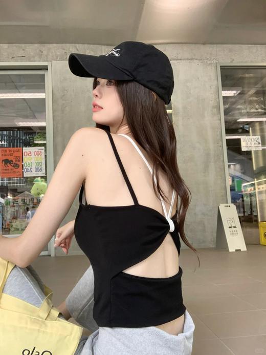 <曾小咸推荐> 假两件蝴蝶结镂空背心 日常69/件 活动价49/件！！【预售3-15天!!】 商品图1